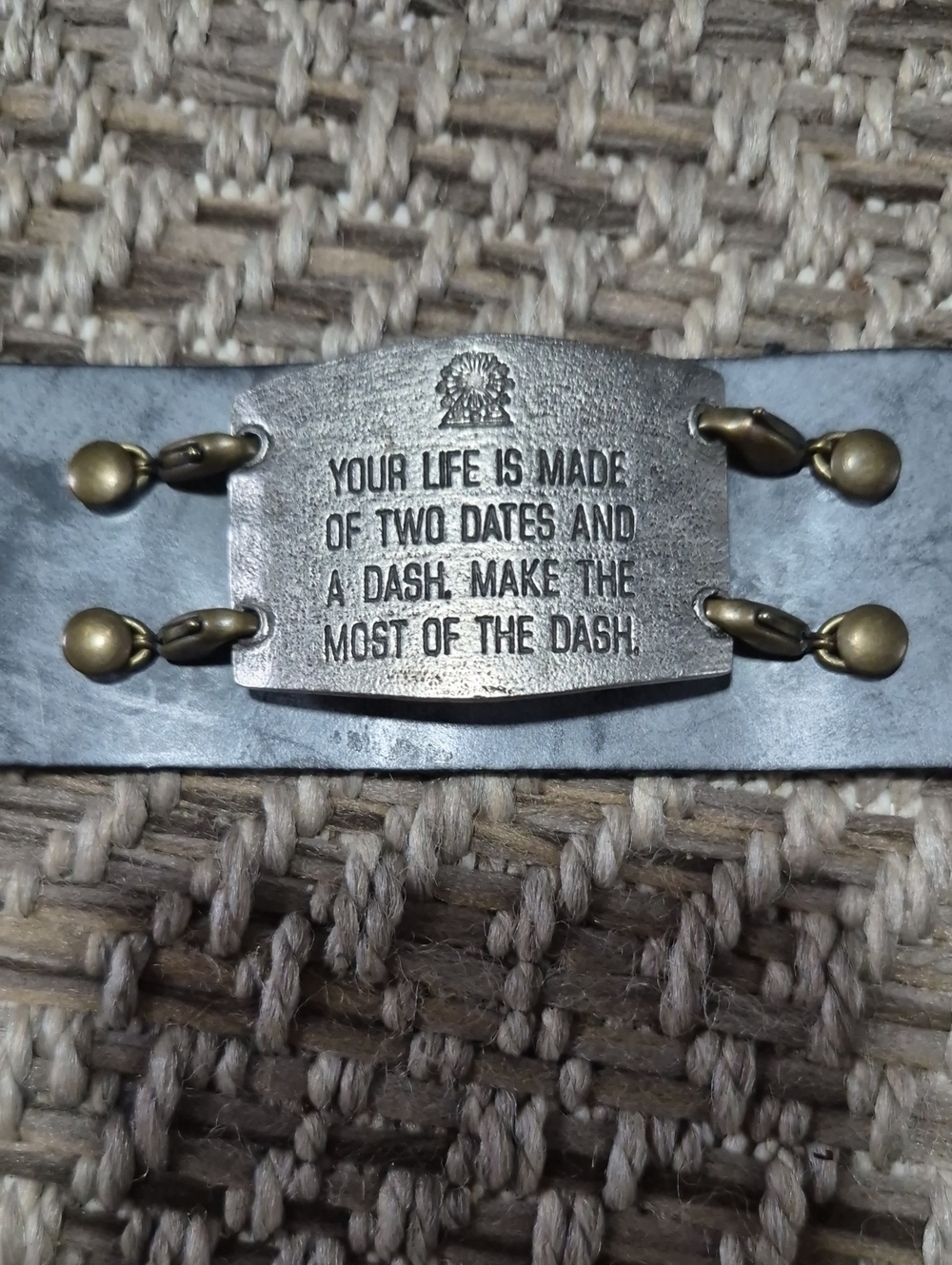 Lenny And Eva Exchanging Bracelet